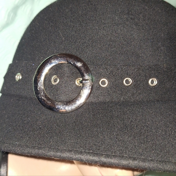 Cloche Black Wool Hat with Silver Buckle - Picture 3 of 4